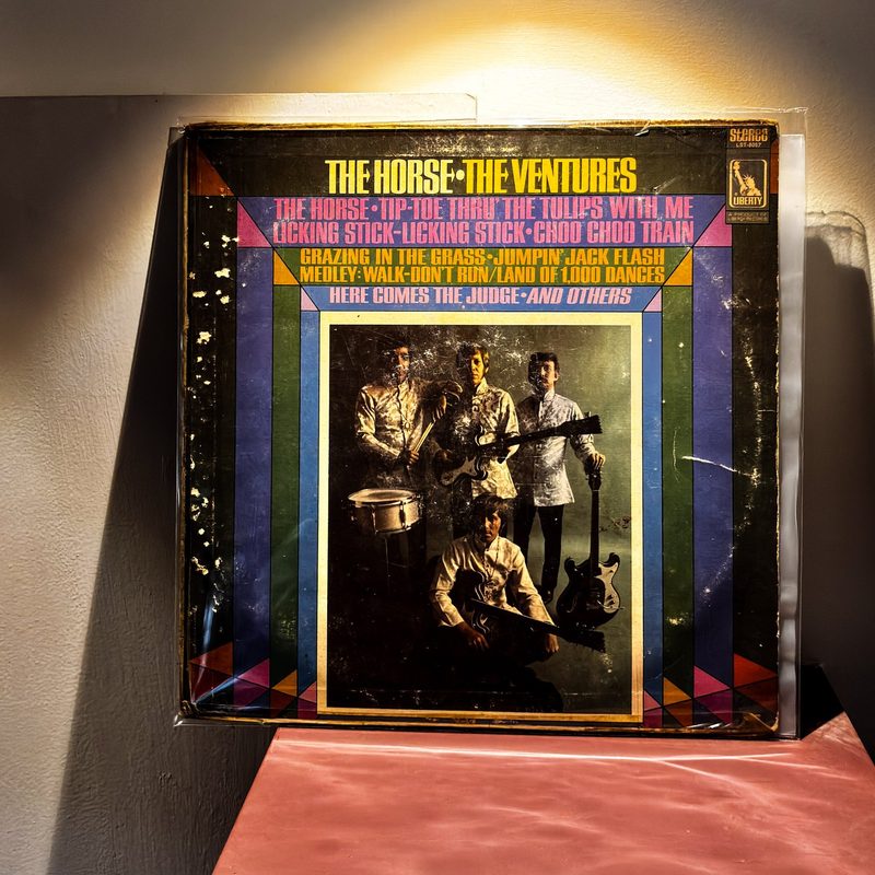 The Ventures — The Horse (Front)