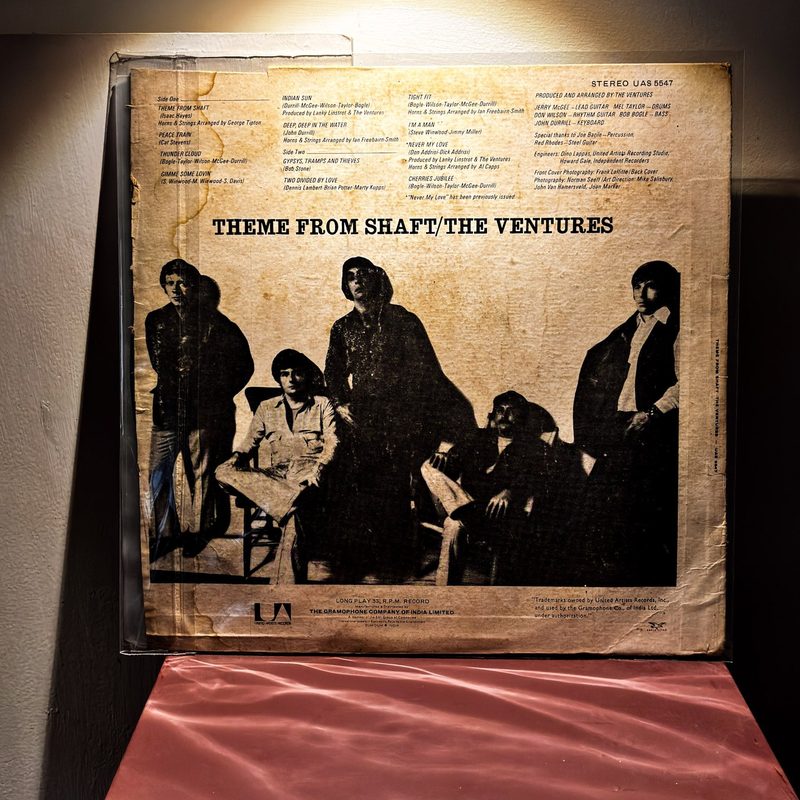 The Ventures — Theme From Shaft (Back)