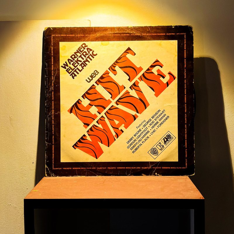 Various Artists — WEA Hit Wave (Sampler) (Front)