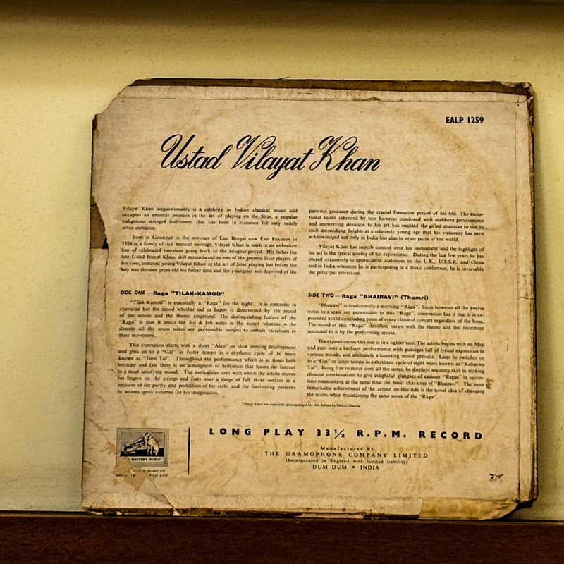 Ustad Vilayat Khan — Raga Tilak-Kamod / Raga Bhairavi (Back)
