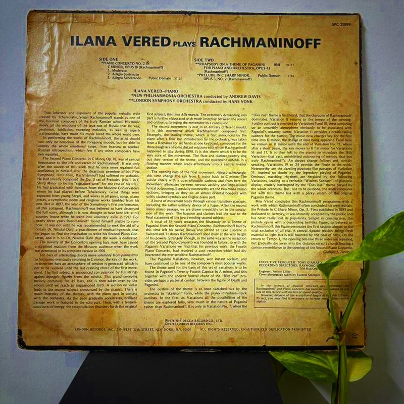 Ilana Vered — Ilana Vered Plays Rachmaninoff (Back)
