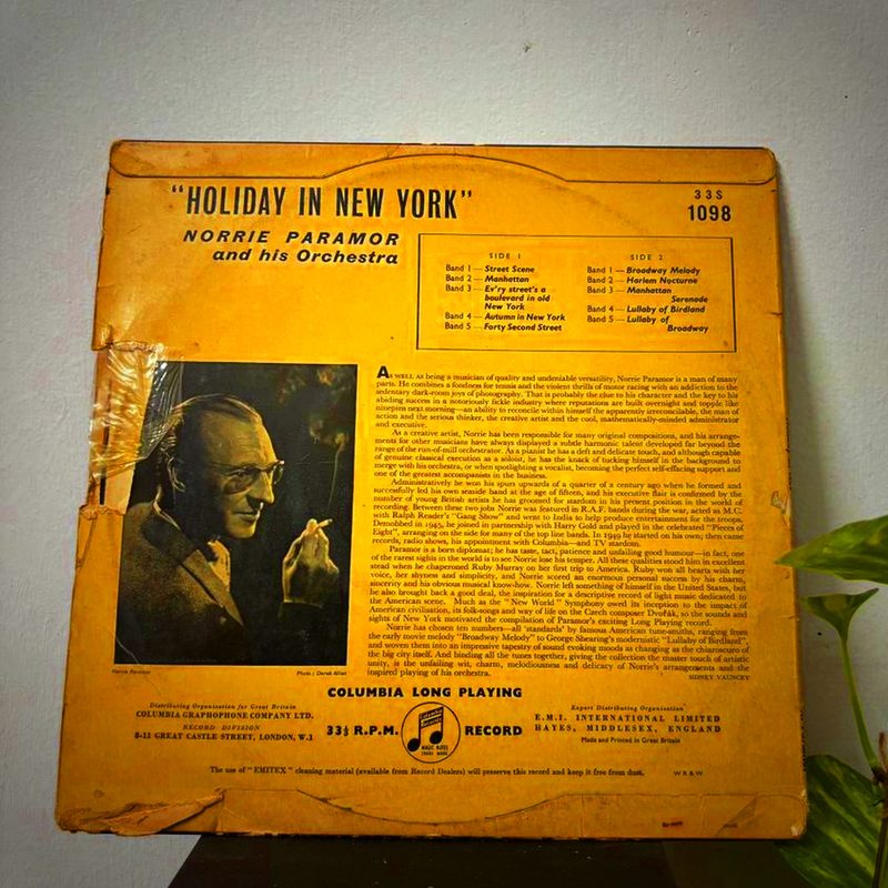 Norrie Paramor — Holiday In New York (Back)