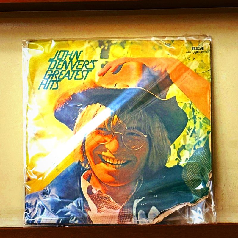 John Denver — John Denver's Greatest Hits (Front)