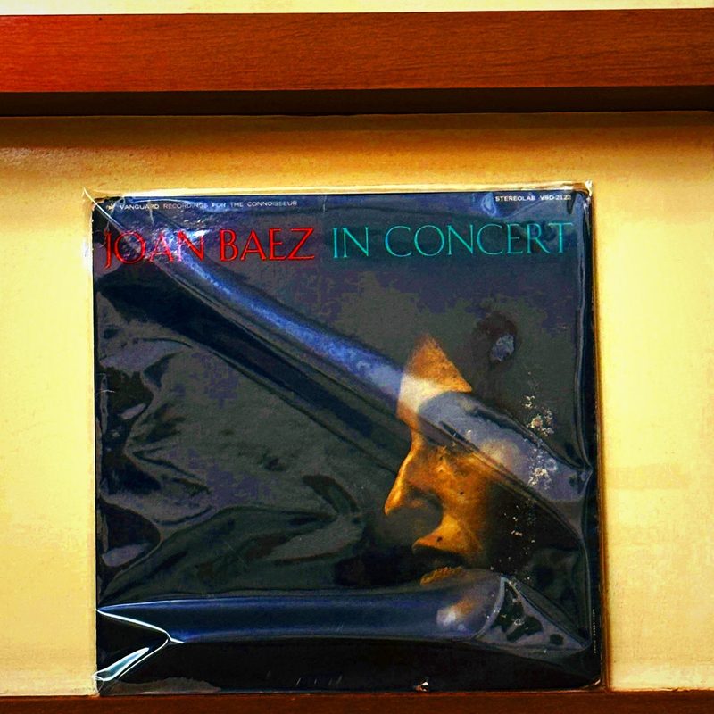 Joan Baez — In Concert (Front)
