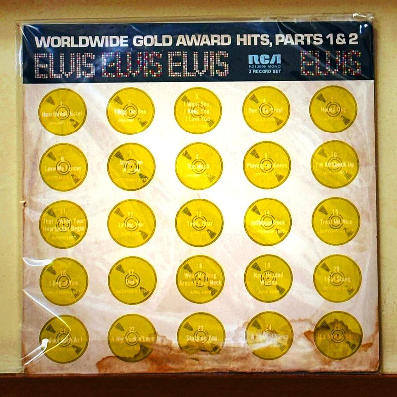 Elvis Presley — Elvis' Worldwide Gold Award Hits, Parts 1 & 2 (Front)
