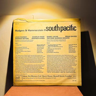 Louie Ramsey / Sharon Sefton / Charles West / Stephen Ayres / Isabel Lucas / Brian Davies / The Mike Sammes Singers — South Pacific