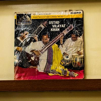 Ustad Vilayat Khan — Raga Miya Ki Malhar / Raga Miya Ki Todi / Raga Pilod